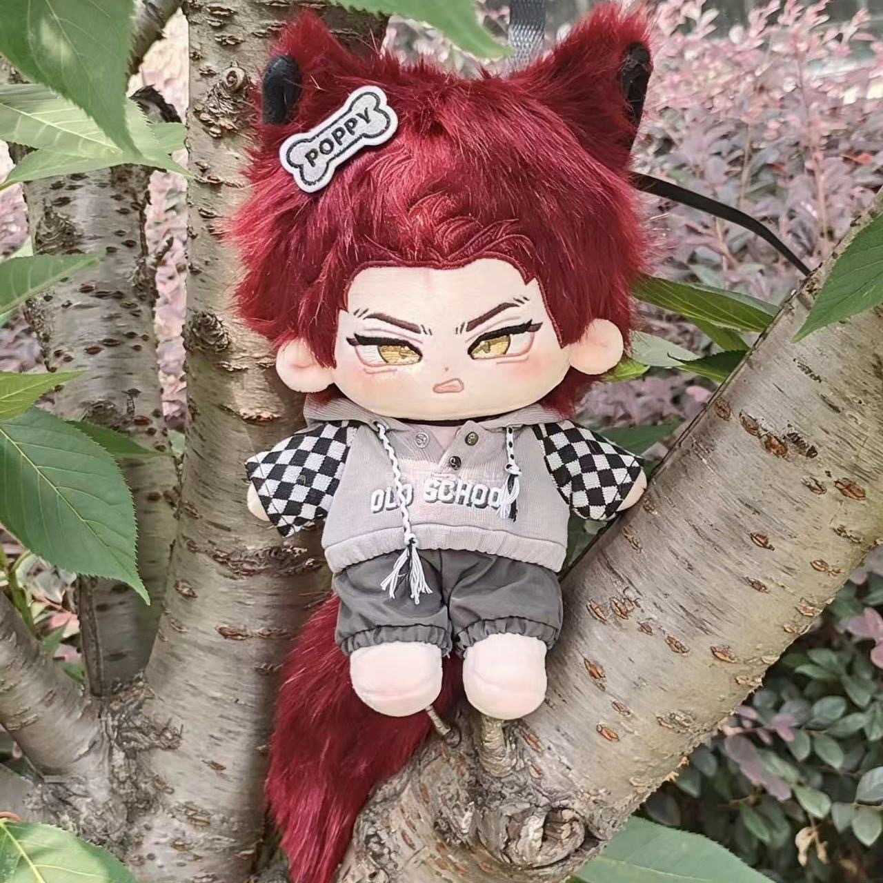 20cm Anime Love and Deepspace  - đánh giá và giá Cosplay Plushie Prop